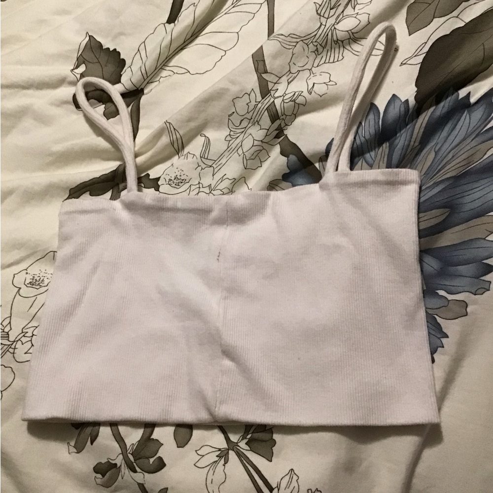 Cropped Top - Picture 4 of 4